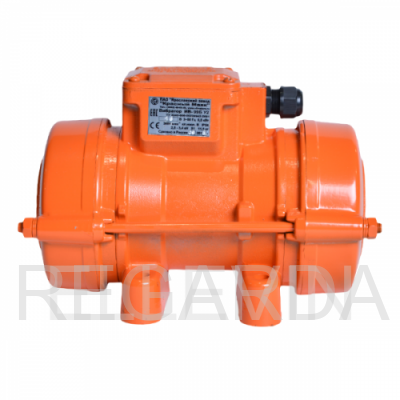 КРАСНЫЙ МАЯК ИВ-99Б М 380В площадочный вибратор