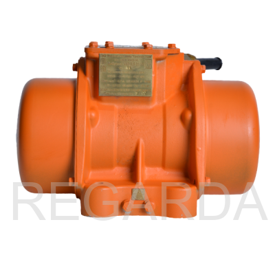 КРАСНЫЙ МАЯК ЭВВ-2.5-25 380В площадочный вибратор