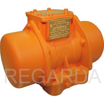 КРАСНЫЙ МАЯК ЭВВ-05-50 380В площадочный вибратор