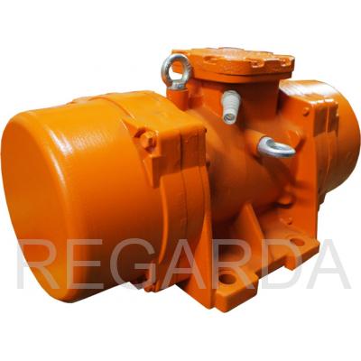 КРАСНЫЙ МАЯК ИВ-25-25 площадочный вибратор